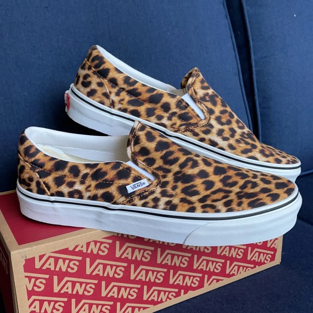 Vans Classic Slip-On Leopard Black/True White WMNS - Picture 7 of 16